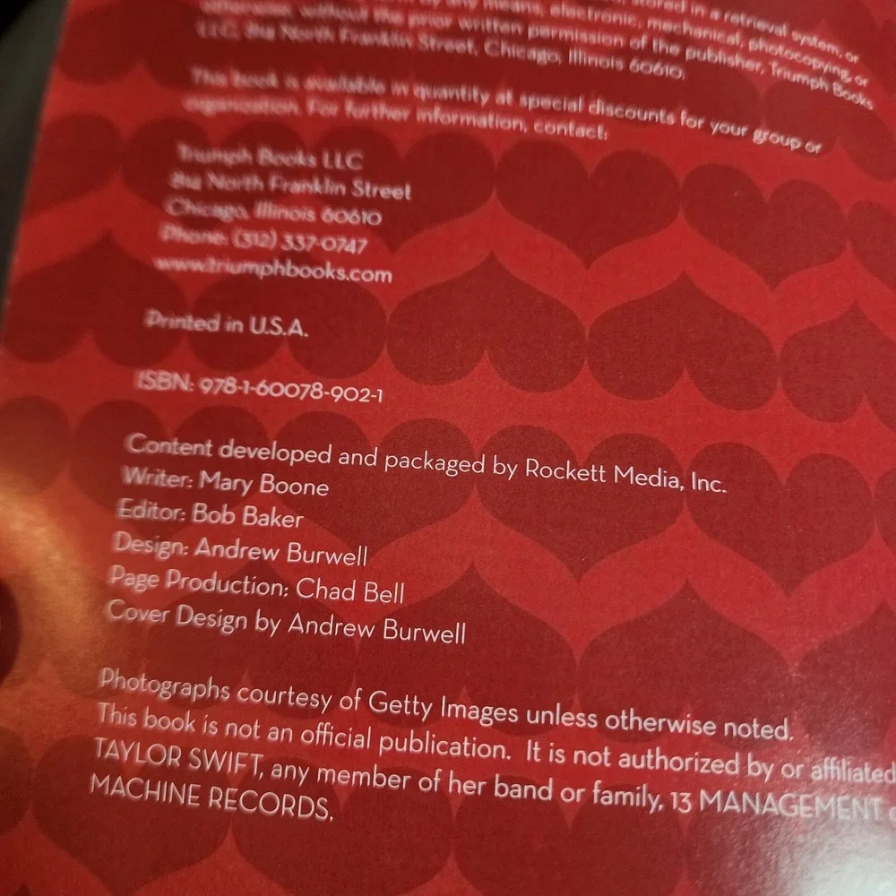 Taylor Swift : Seeing Red by Triumph Books‎ (2013, Trade Paperback)